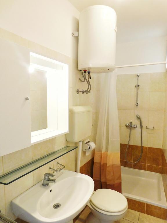Apartments Danilo 48 Пула Екстериор снимка