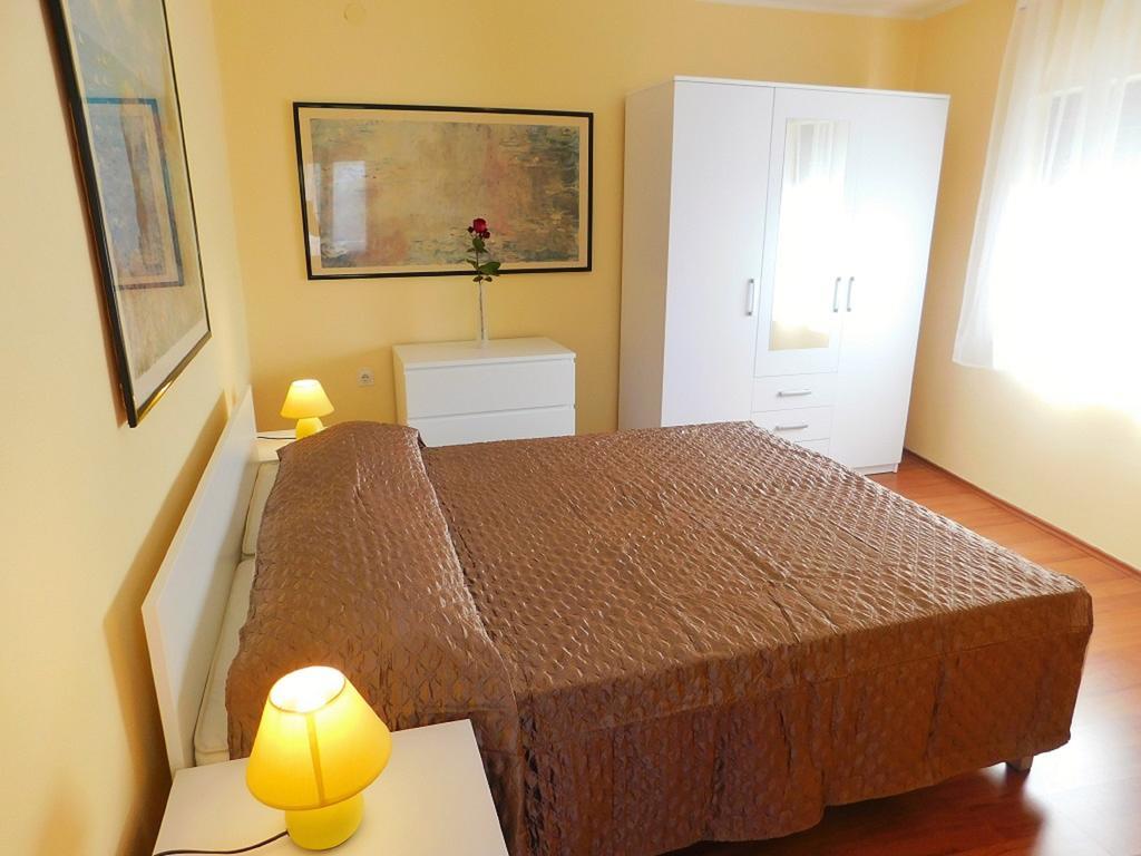 Apartments Danilo 48 Пула Екстериор снимка