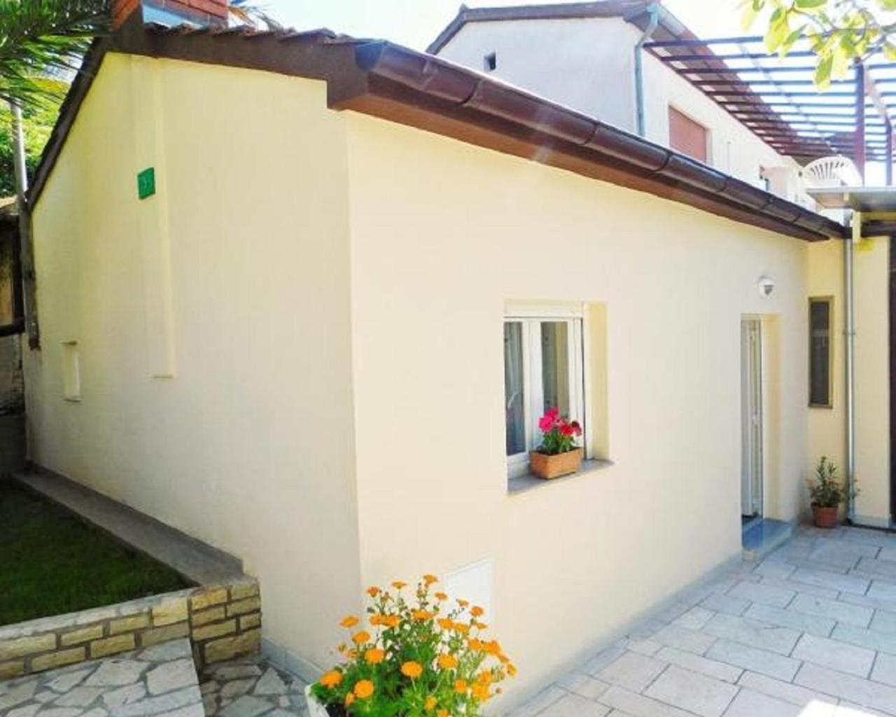 Apartments Danilo 48 Пула Екстериор снимка
